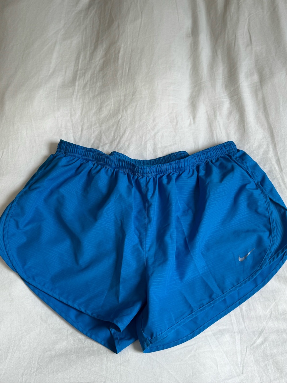 Nike Women's Dri-FIT Tempo Running Shorts (size XL)